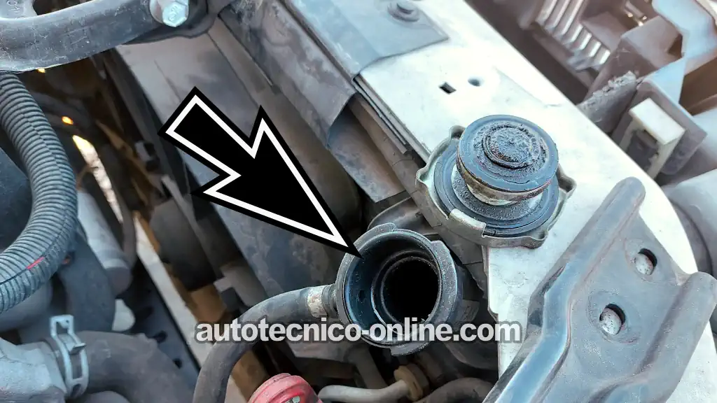Coolant Shooting Out From Open Radiator. Cómo Probar Los Empaques De Cabeza (1994, 1995, 1996, 1997, 1998, 1999, 2000, 2001, 2002, 2003, 2004, 2005 3.1L V6 Buick Century)