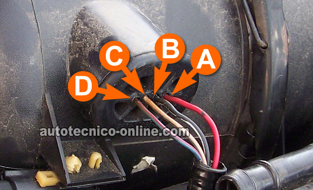 Sensor MAF De 4 Cables En El Conector. Cómo Probar El Sensor MAF De 2.0L Ford Escort, Mercury Tracer