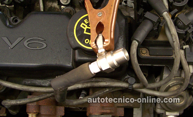 Cómo Probar La Bobina De Encendido (Ford 3.0L, 3.8L, 4.0L, 4.2L) Cómo Probar La Bobina De Encendido (Ford 3.0L, 3.8L, 4.0L, 4.2L)