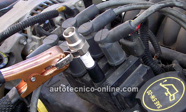 Cómo Probar La Bobina De Encendido (Ford 3.0L, 3.8L, 4.0L, 4.2L) Cómo Probar La Bobina De Encendido (Ford 3.0L, 3.8L, 4.0L, 4.2L)