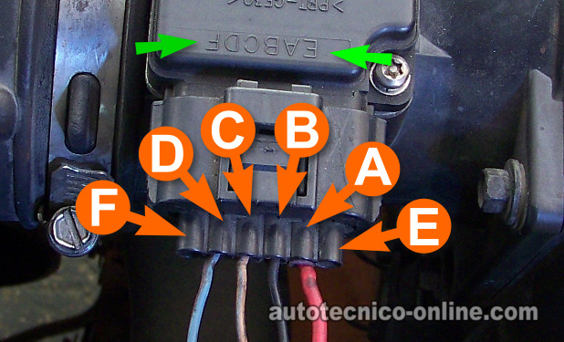 Cómo Probar El Sensor De Flujo De Aire (Sensor MAF) De Ford Cómo Probar El Sensor De Flujo De Aire (Sensor MAF) De Ford