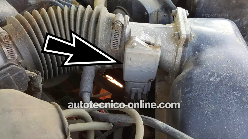 Cómo Probar El Sensor MAF (1991, 1992, 1993, 1994, 1995 3.0L V6 Ford Taurus, Mercury Sable)