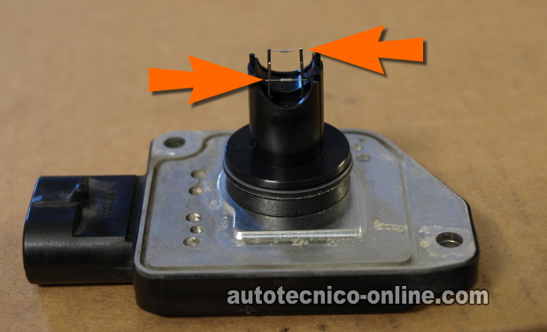Cómo Limpiar El Sensor De Flujo De Aire (MAF) (GM 3.3L, 3.8L)
