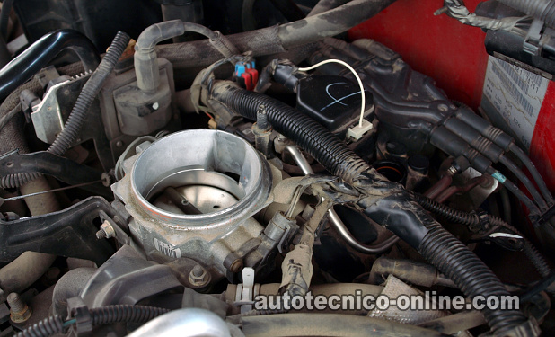 Cómo Probar La Bomba De Combustible (GM 4.3L, 5.0L, 5.7L)
