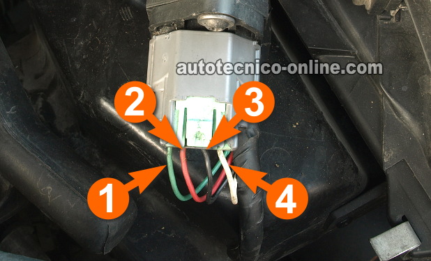 Cómo Probar El Sensor MAF De 2000-2002 Nissan Sentra 1.8L Cómo Probar El Sensor MAF De 2000-2002 Nissan Sentra 1.8L
