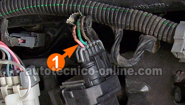 Cómo Verificar Las Bobinas De Encendido (GM 4.8L, 5.3L, 6.0L) Cómo Verificar Las Bobinas De Encendido (GM 4.8L, 5.3L, 6.0L)