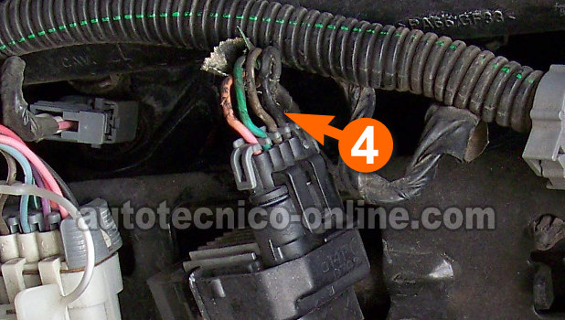 Cómo Verificar Las Bobinas De Encendido (GM 4.8L, 5.3L, 6.0L) Cómo Verificar Las Bobinas De Encendido (GM 4.8L, 5.3L, 6.0L)