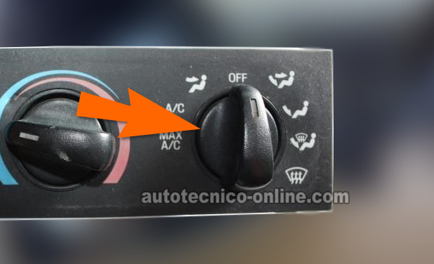 Identificando el Botón de las Ventanillas. Cómo Probar el Interruptor Del Motor Soplador (4.0L Ford Explorer y 4.0L Ford Ranger) Identificando el Botón de las Ventanillas. Cómo Probar el Interruptor Del Motor Soplador (4.0L Ford Explorer y 4.0L Ford Ranger)