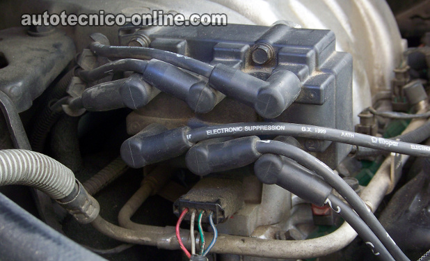 Cómo Probar La Bobina De Encendido (1999-2001 3.3L Chrysler)