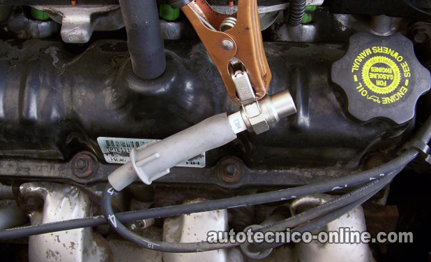 Cómo Probar La Bobina De Encendido (2001-2008 3.3L Chrysler)