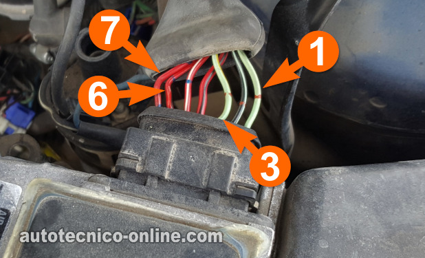 Verificando La Señal MAF Con Un Multímetro. Prueba Del Sensor MAF (1988, 1989, 1990, 1991, 1992 2.2L Mazda 626) Verificando La Señal MAF Con Un Multímetro. Prueba Del Sensor MAF (1988, 1989, 1990, 1991, 1992 2.2L Mazda 626)