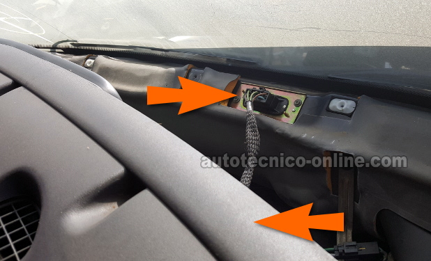 Cómo Probar La Resistencia Del Soplador (1997-1999 Dodge Dakota Y Durango) Cómo Probar La Resistencia Del Soplador (1997-1999 Dodge Dakota Y Durango)