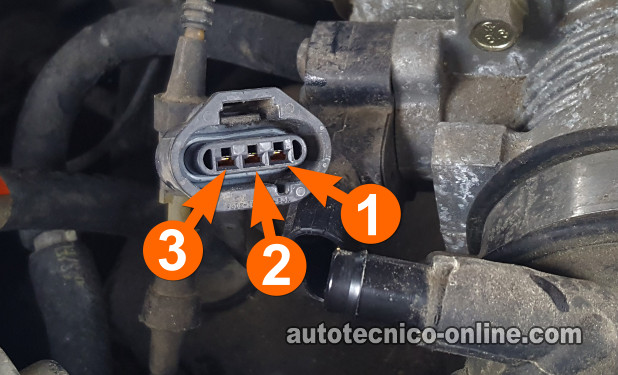 Descripción De Los Circuitos Del Sensor TPS. Cómo Probar El Sensor TPS (1999-2000 3.8L V6 Ford Mustang) Descripción De Los Circuitos Del Sensor TPS. Cómo Probar El Sensor TPS (1999-2000 3.8L V6 Ford Mustang)