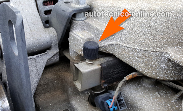 Probando La Bomba De Combustible Con Un Medidor De Presión De Combustible. Cómo Probar La Bomba De Combustible (2004, 2005, 2006, 2007, 2008 3.5L Chevrolet Malibu. 2005, 2006, 2007, 2008 3.5L V6 Pontiac G6)