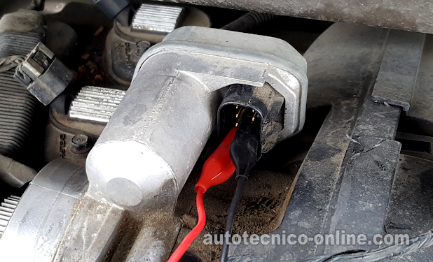 Cómo Probar El Cuerpo Del Acelerador Electrónico (2002, 2003, 2004, 2005, 2006, 2007 4.2L Chevrolet TrailBlazer O 4.2L GMC Envoy)