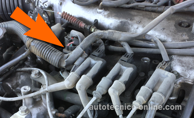 Ubicación of the Conector Del Sensor De La Posición Del Cigüeñal (1994-2004 3.0L V6 Mitsubishi Montero) Ubicación of the Conector Del Sensor De La Posición Del Cigüeñal (1994-2004 3.0L V6 Mitsubishi Montero)