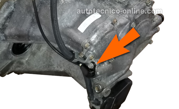Cómo Probar El Sensor De La Velocidad De Salida De La Transmisión Automática (1995-1997 2.2L Accord And Odyssey)