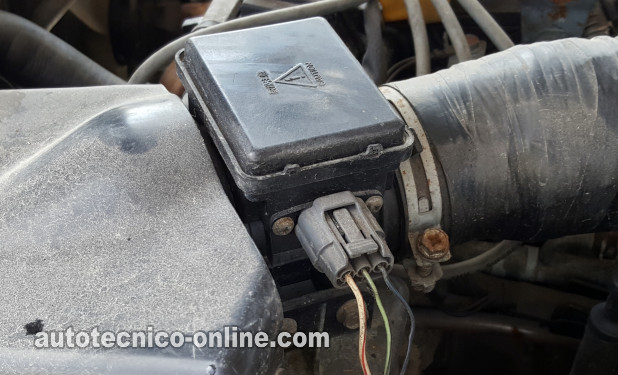 Cómo Probar El Sensor MAF (1996-1998 1.5L Mazda Protege)