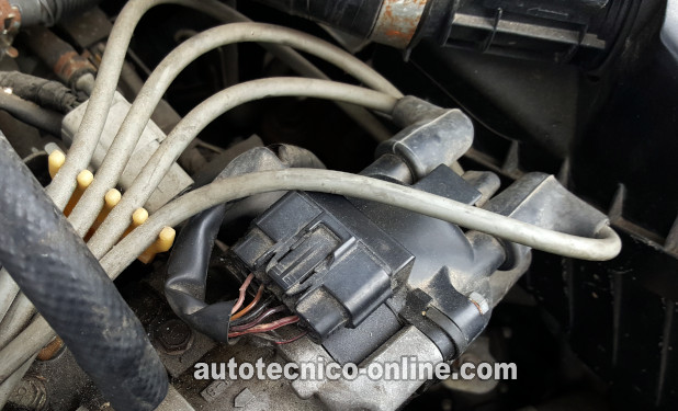 Cómo Probar El Sistema De Encendido (1996-1998 1.5L Mazda Protege)