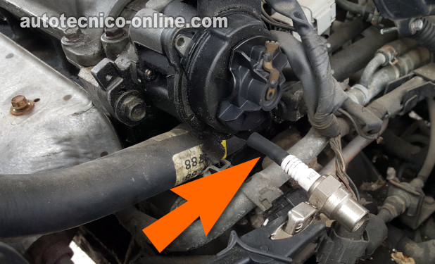 Probando El Disparo De Chispa Directamente En La Torre De La Bobina. Cómo Probar El Sistema De Encendido (1996, 1997, 1998 1.5L Mazda Protege) Probando El Disparo De Chispa Directamente En La Torre De La Bobina. Cómo Probar El Sistema De Encendido (1996, 1997, 1998 1.5L Mazda Protege)