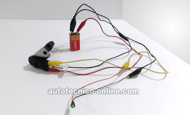 Cómo Probar El Sensor CMP En Banco (1999, 2000, 2001, 2002, 2003 4.8L, 5.3L, 6.0L Chevrolet: Silverado, Suburban, Tahoe And GMC: Sierra, Yukon, Yukon XL)