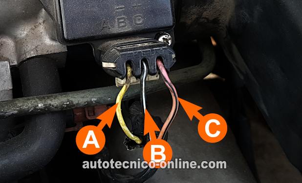 Descripciones De Circuito Del Conector Del Sensor MAF. Cómo Probar El Sensor MAF (1992, 1993 3.3L V6 Pontiac Grand Am) Descripciones De Circuito Del Conector Del Sensor MAF. Cómo Probar El Sensor MAF (1992, 1993 3.3L V6 Pontiac Grand Am)